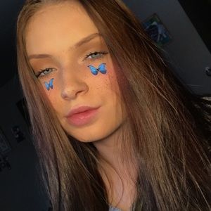 Meet your Posher, Bobbie